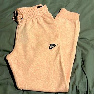 SOLD NWT Nike womens joggers